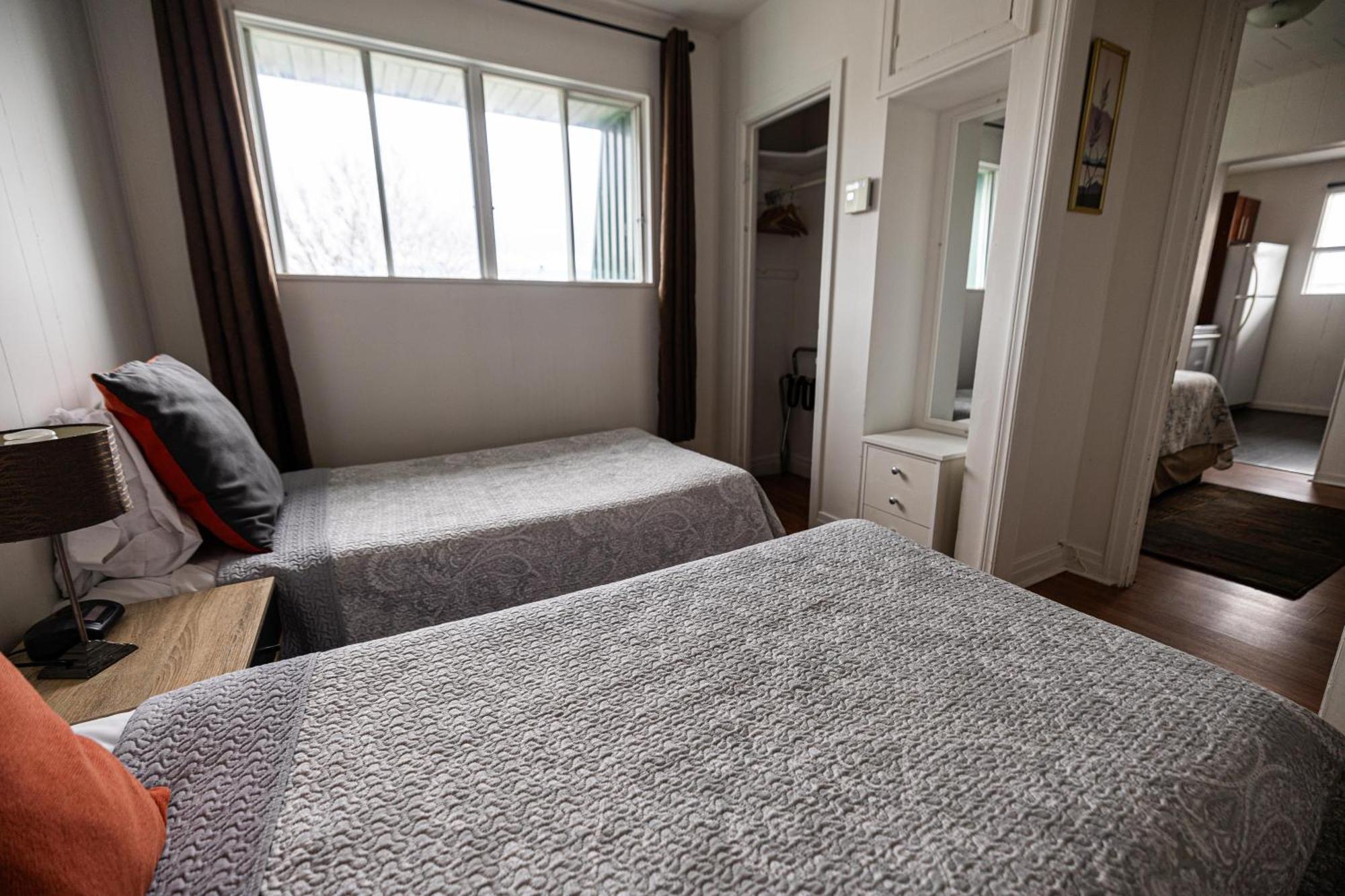 Motel Deblois Sainte-Anne-de-Beaupré Extérieur photo